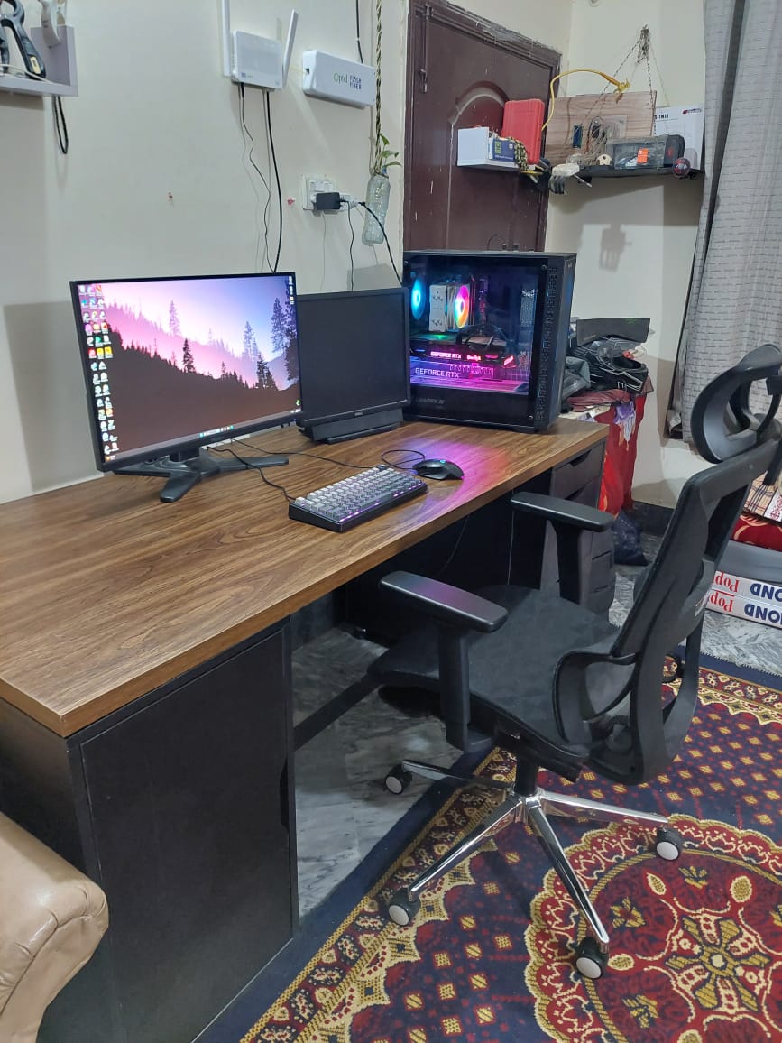 Stallion Gaming Desk2
