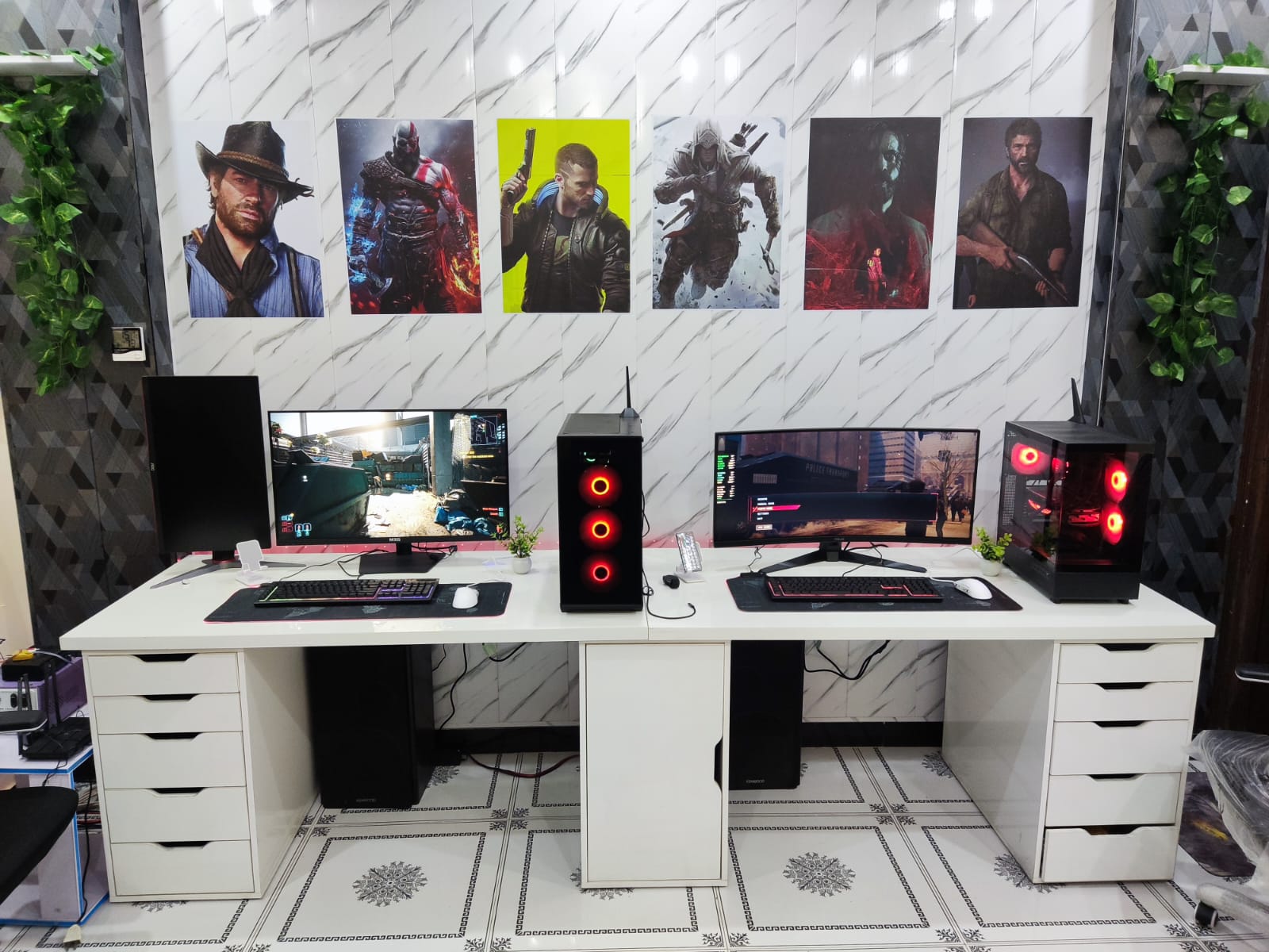IKEA Dual Streamer gaming Desk 1